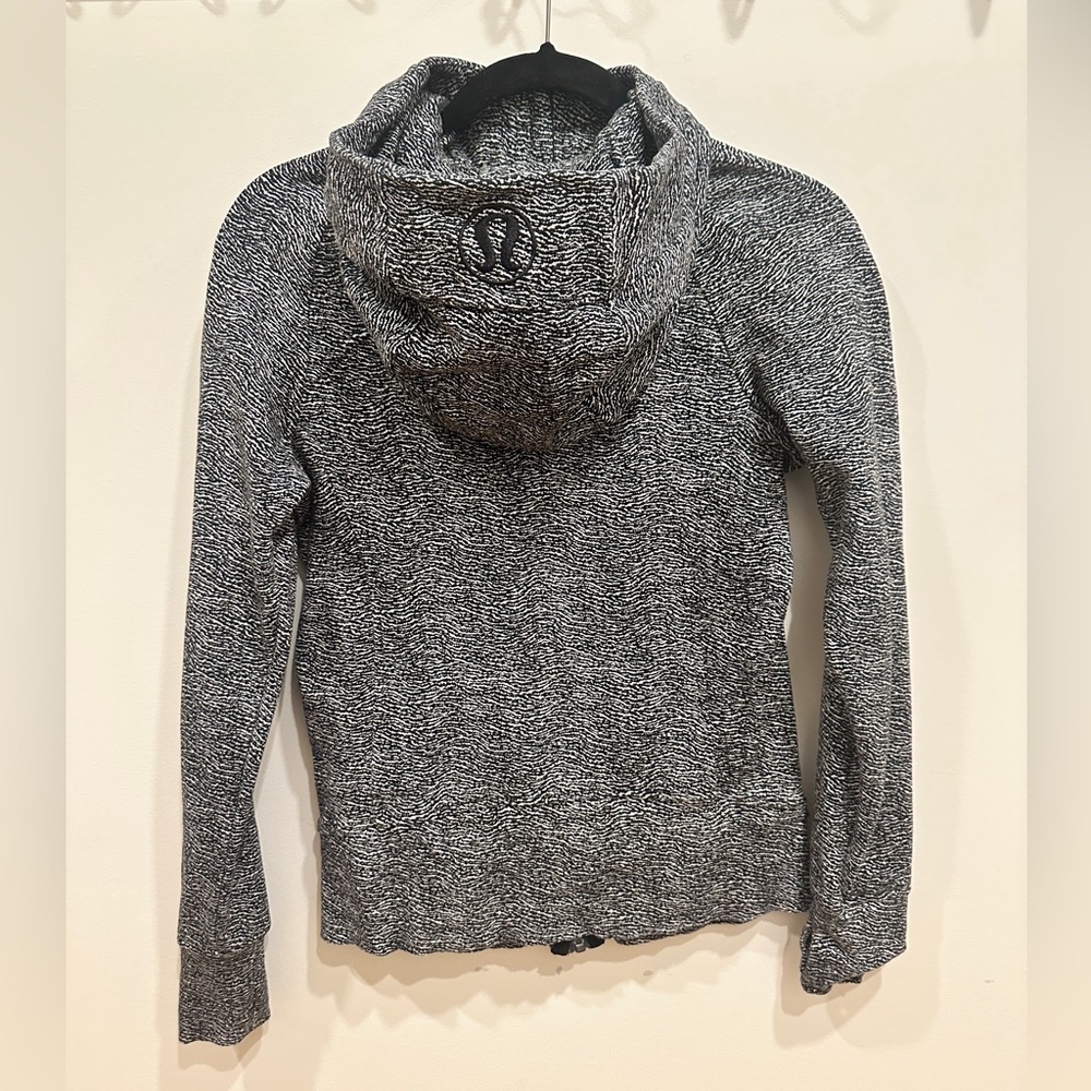Lululemon Scuba Hoodie Size 4